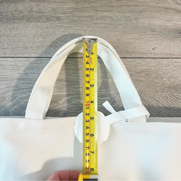 Chanel Beauty Tote Bag - Picture 10 of 11